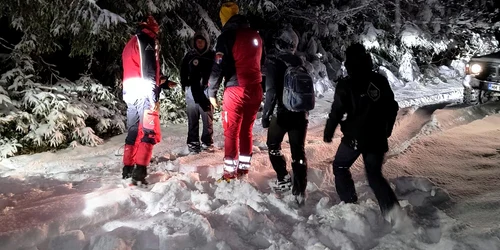 ucraineni sallvati  Foto Salvamont Maramures jpg